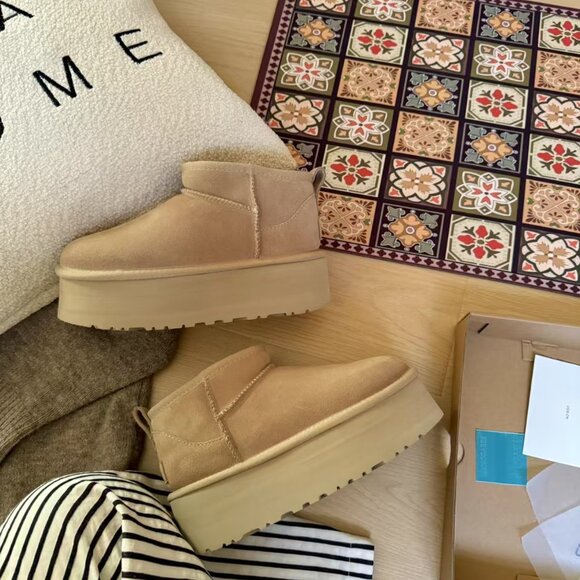 UGG Shoes - UGG Classic Ultra Mini Platform Boot
